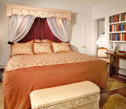 A bed at La Tourelle Resort & Spa
